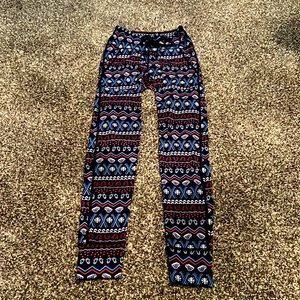 These fun holiday joggers that you will love during the winter time by Aerie